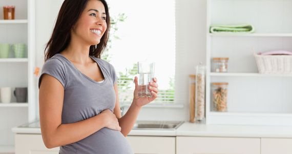 Mom’s Nutrition during Pregnancy Matters More than Her Weight Mom's Healthy Eating during Pregnancy Matters More than Her Size