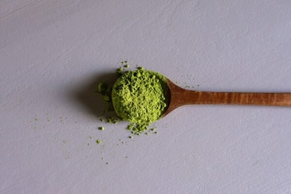 Greens Powder: Understanding Its Benefits and Popularity