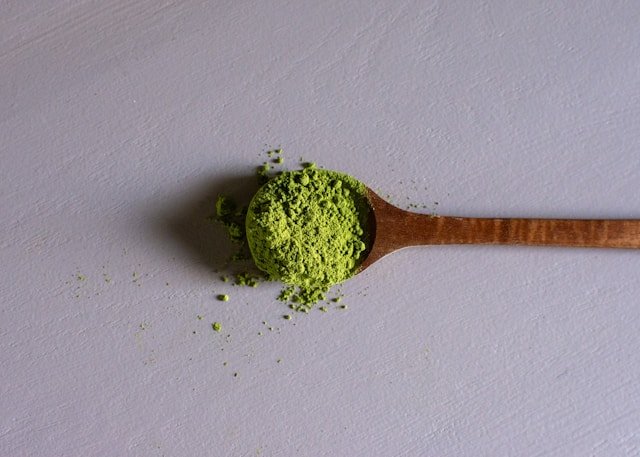 Greens Powder: Understanding Its Benefits and Popularity