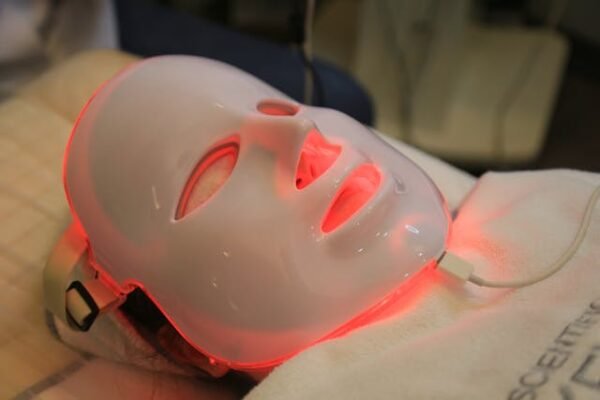 Enhancing Skin Health and Diminishing Wrinkles with Red Light Therapy