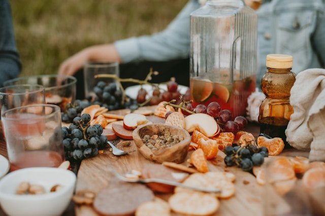 Crafting the Perfect Fall Charcuterie Board for a Healthy Delight